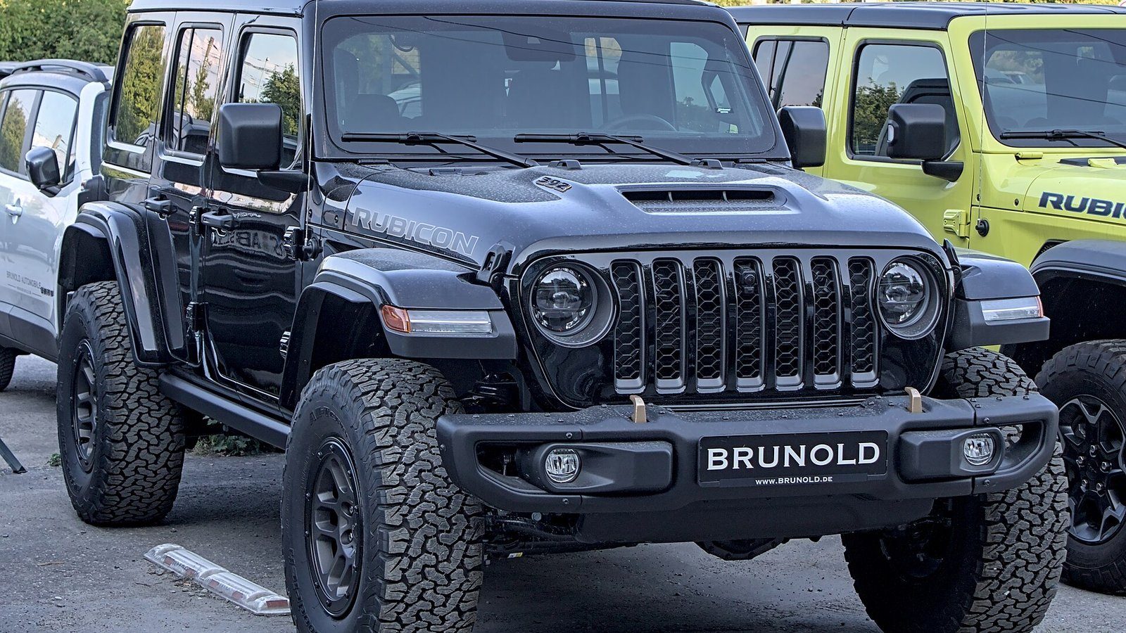 2020 Jeep Wrangler, photograph 2 of 2