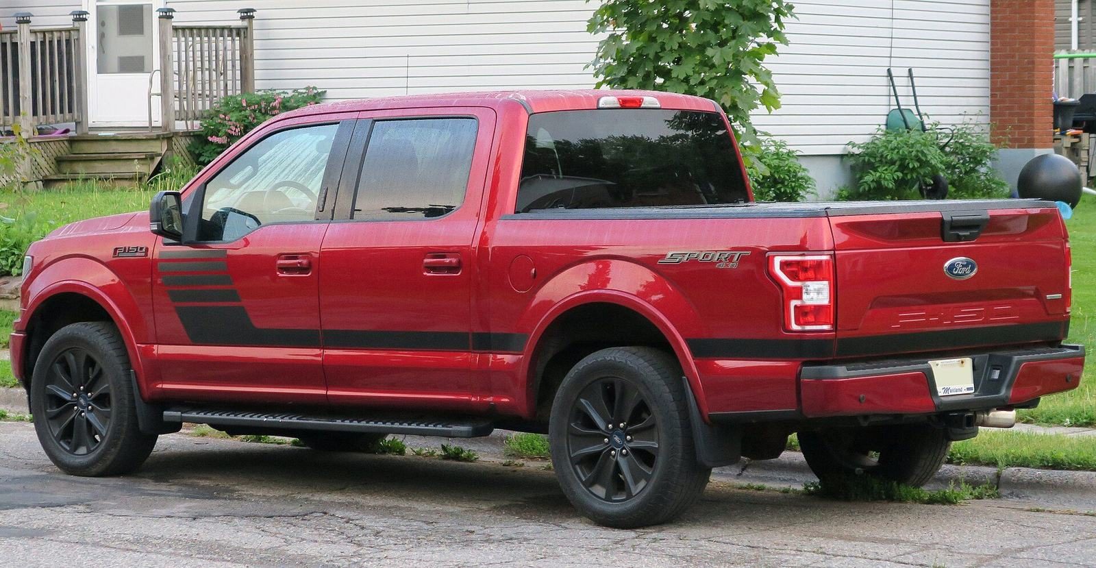 2018 Ford F-150, photograph 2 of 2