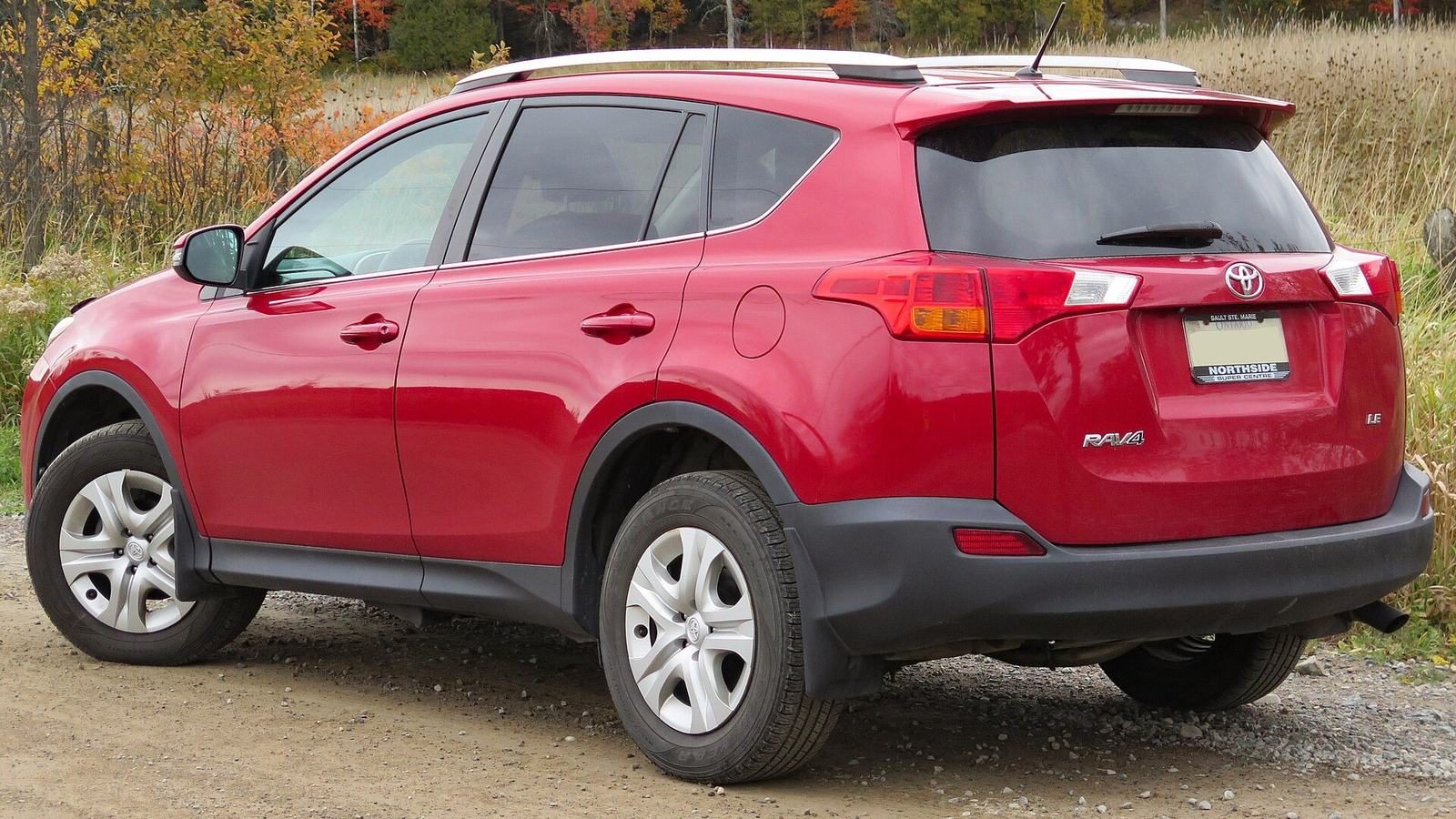 2015 Toyota RAV4, photograph 2 of 2